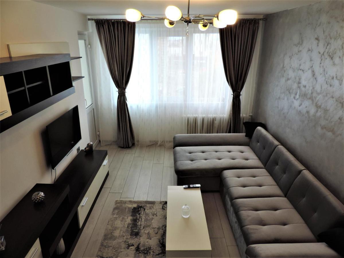 Victoriei Boulevard Private Apartment Braşov Eksteriør billede